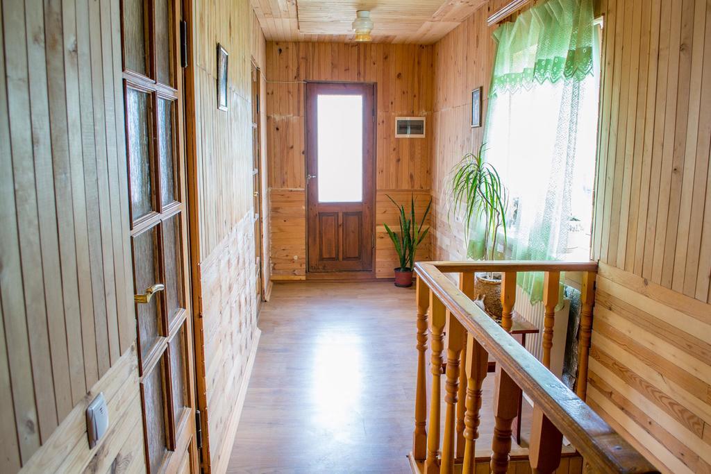 Guest House Cherepaha Камианец-Подилский Екстериор снимка