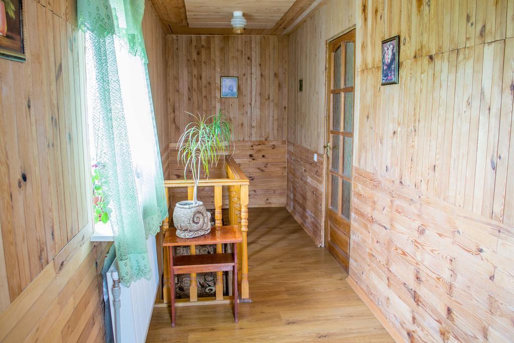 Guest House Cherepaha Камианец-Подилский Екстериор снимка
